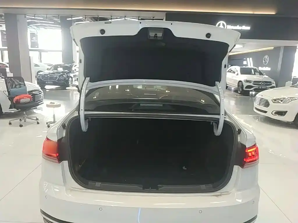 Volkswagen Bora — миниатюра 19