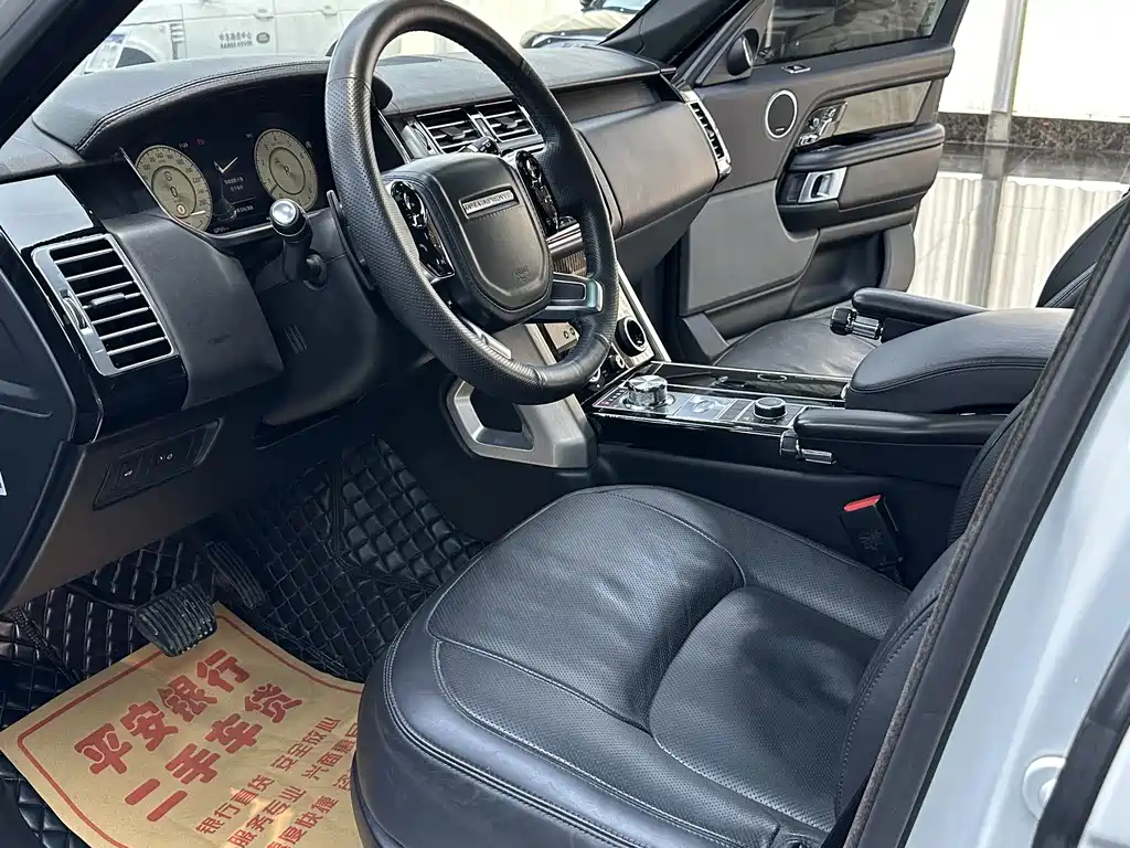 Land Rover Range Rover — миниатюра 11