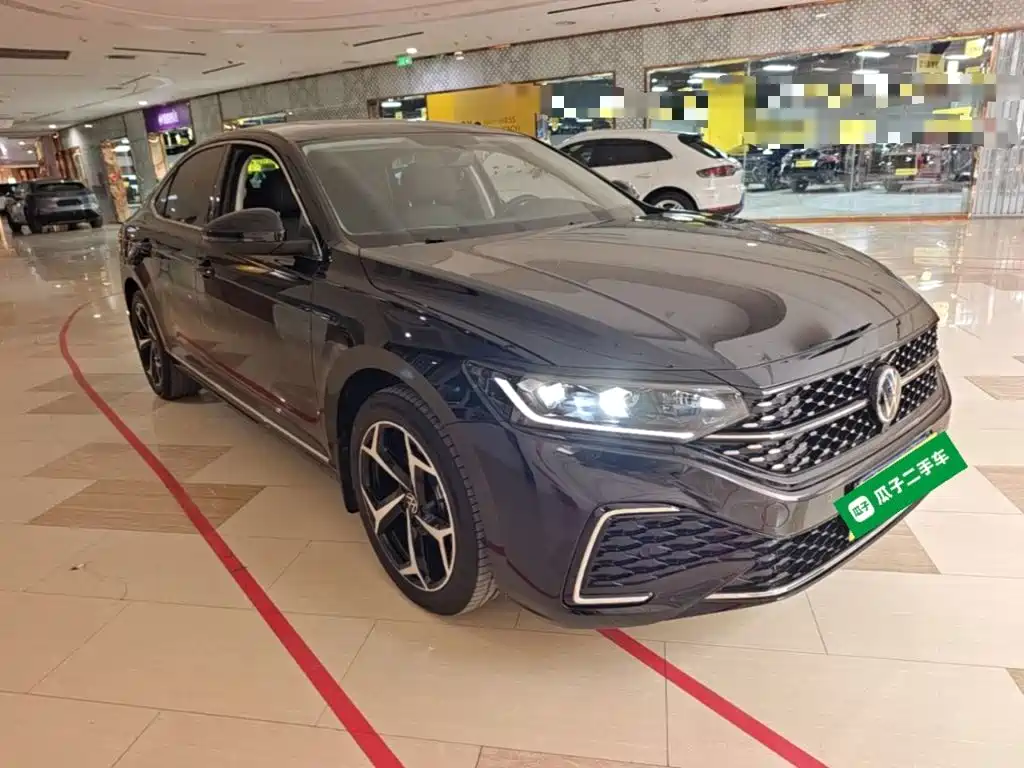 Volkswagen Passat — миниатюра 4