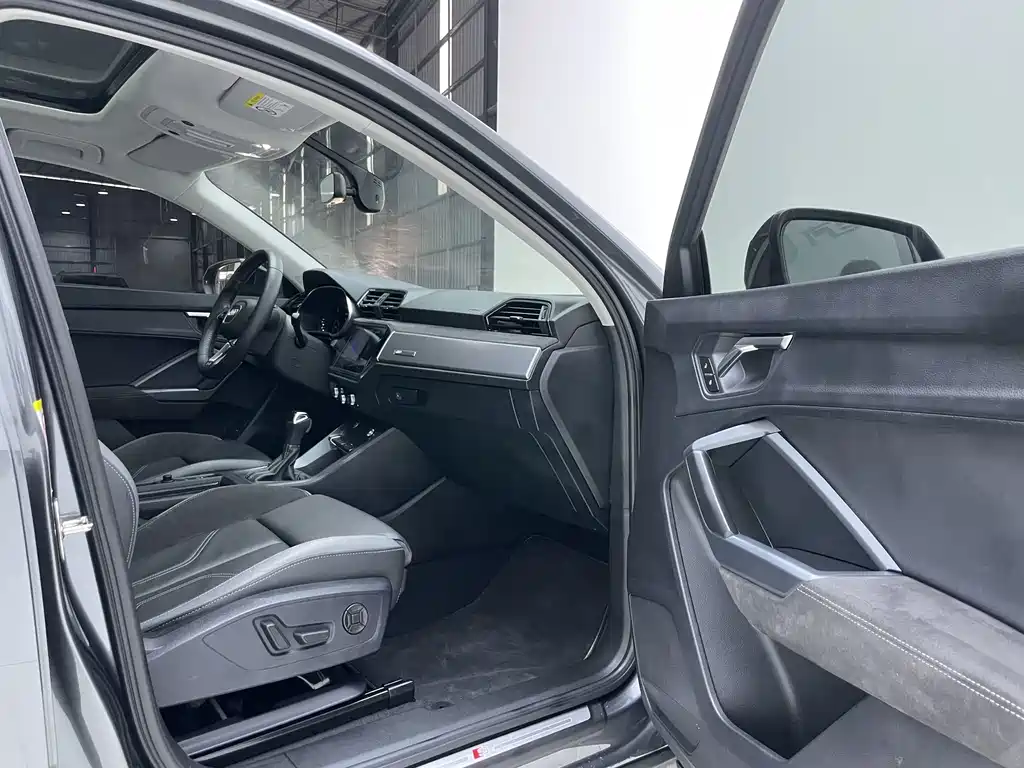 Audi Q3 Sportback — миниатюра 23