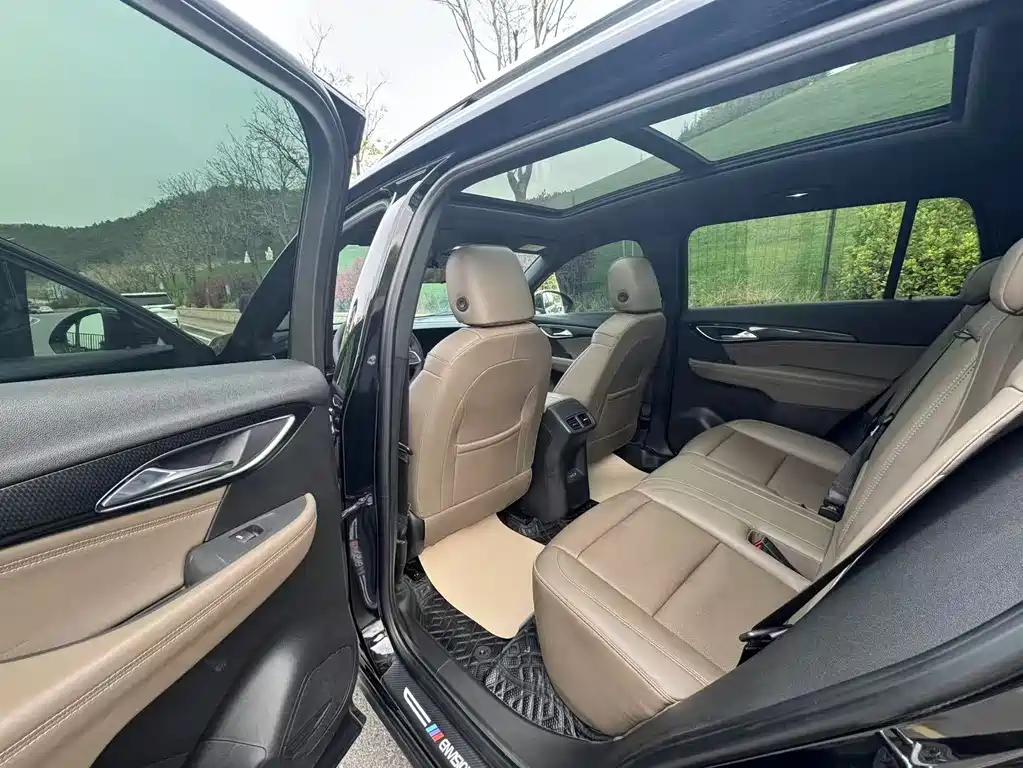 Buick Envision Plus Plus 2022 Plus 652T мест Luxury