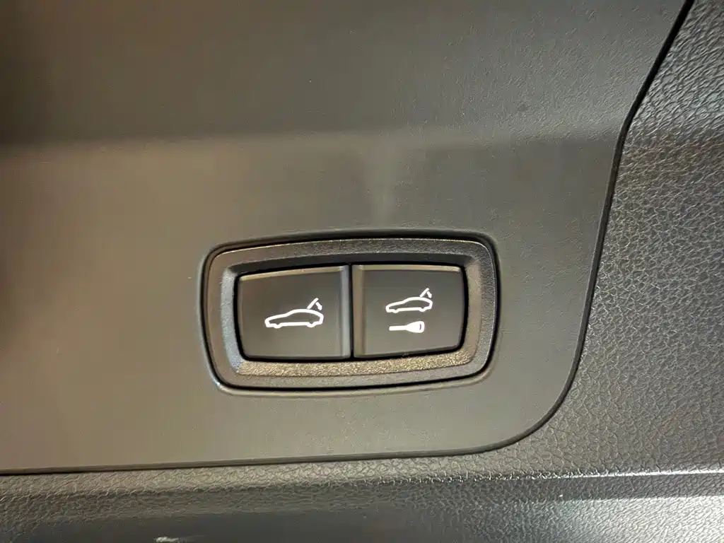 Porsche Panamera — миниатюра 16