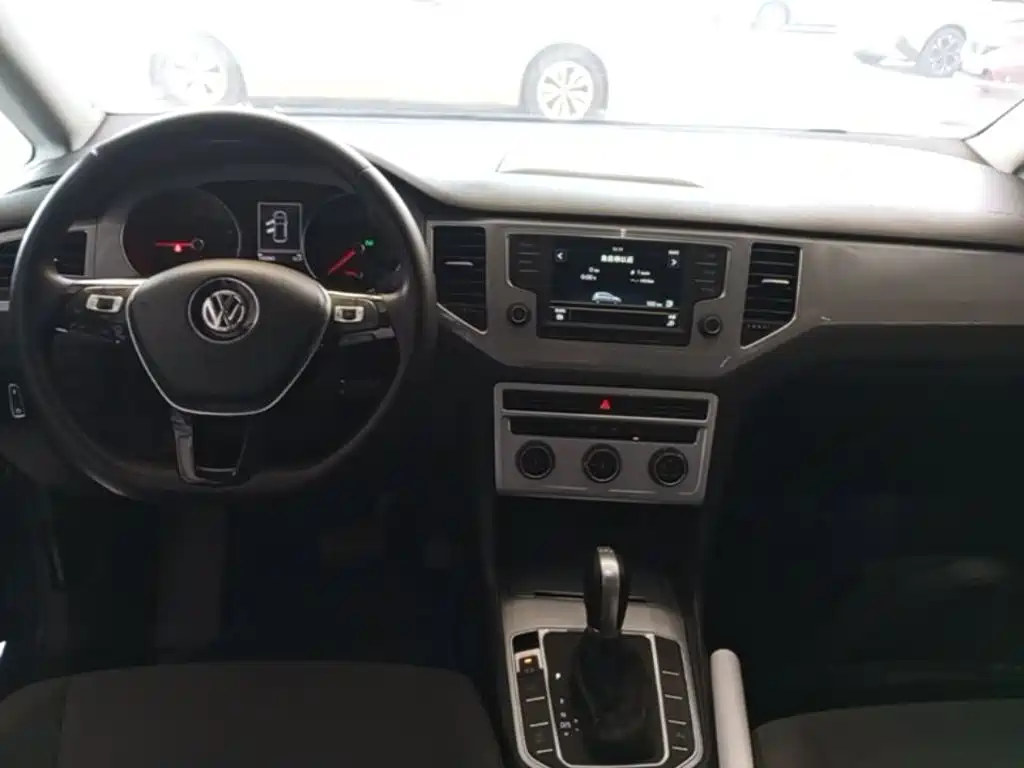 Volkswagen Golf Sportsvan — миниатюра 10