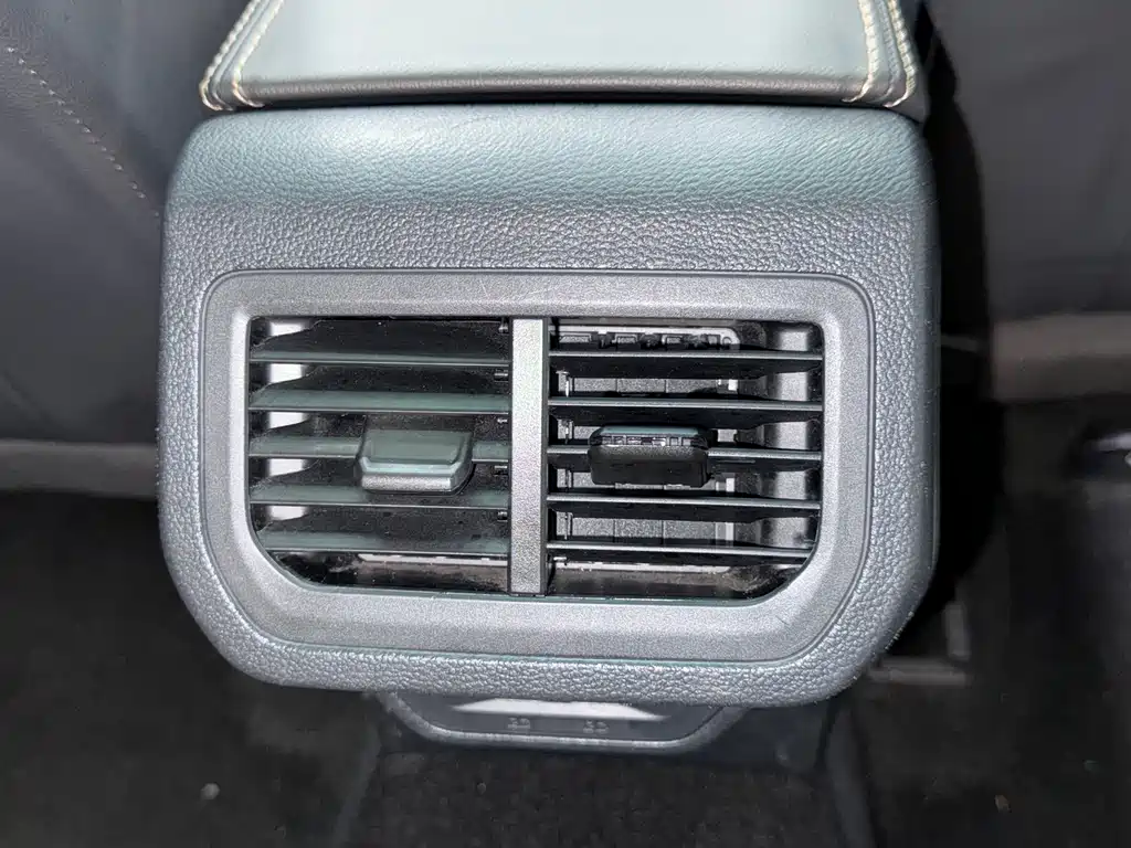 Volkswagen Lavida — миниатюра 14