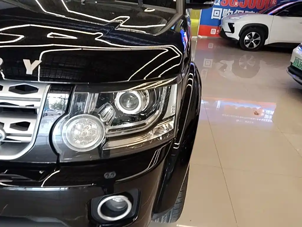Land Rover Discovery — миниатюра 24