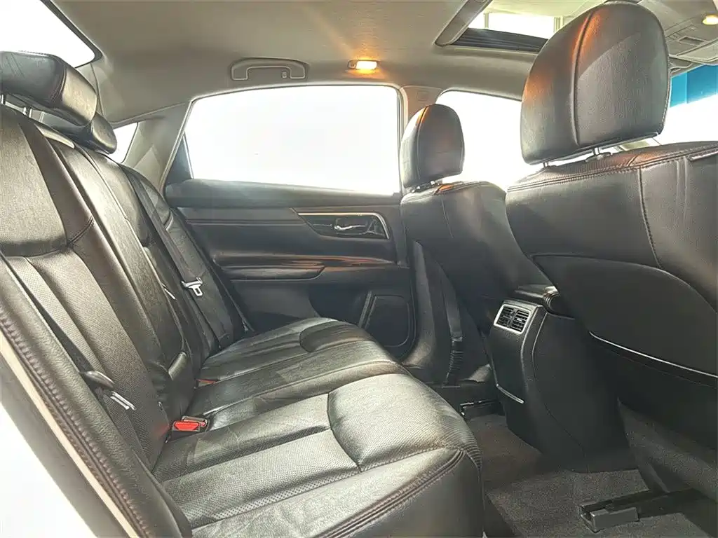 Nissan Teana — миниатюра 7