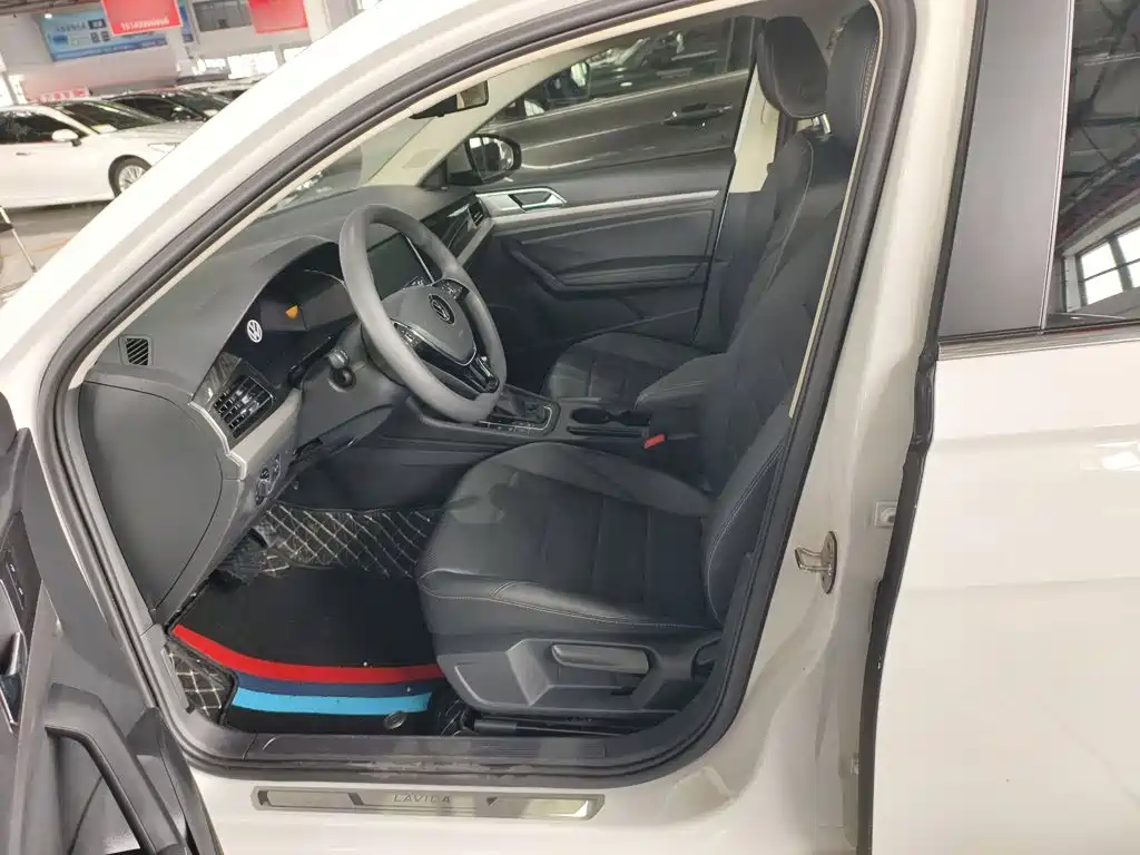 Volkswagen Lavida — миниатюра 8