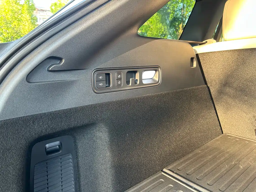 Li Auto Li i6 — миниатюра 8