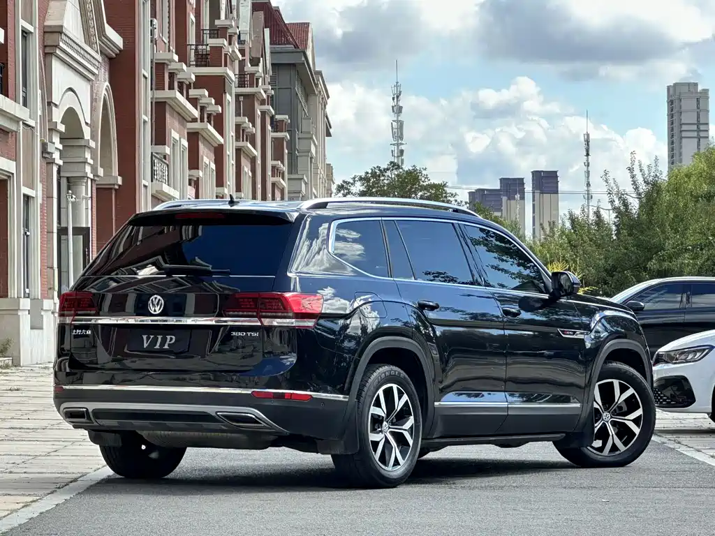 Volkswagen Teramont — миниатюра 6