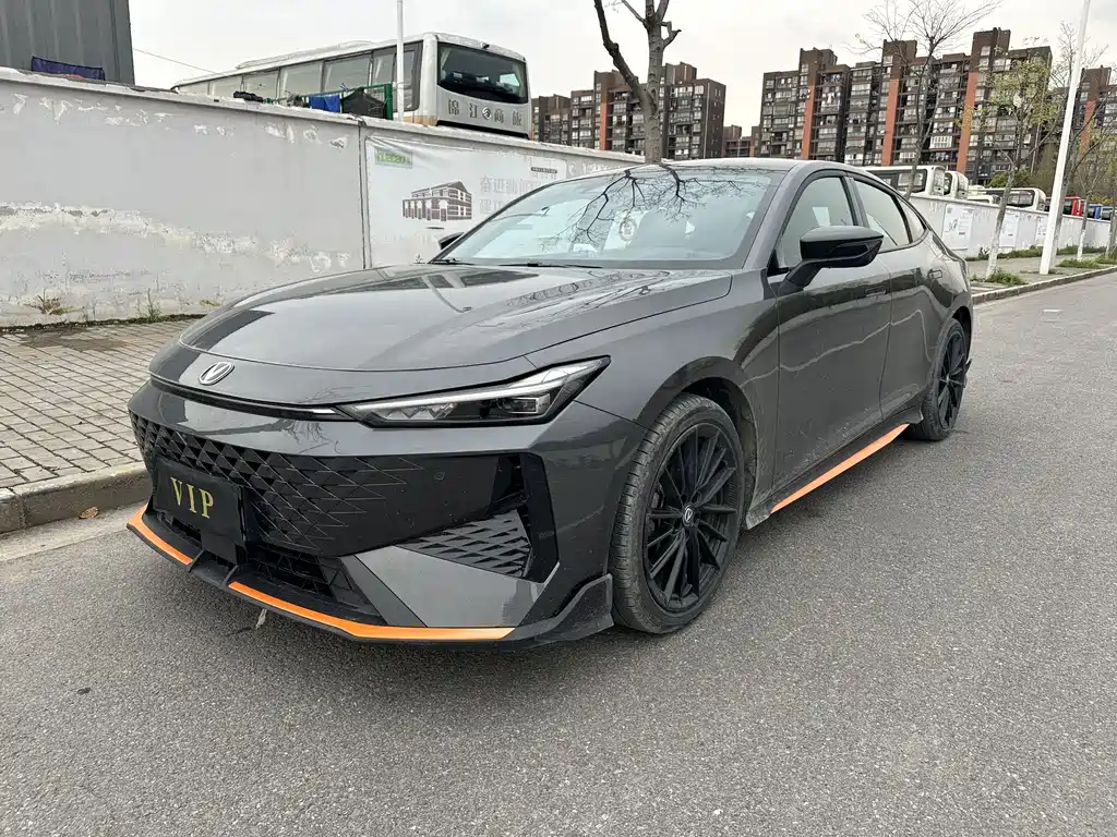 Changan UNI-V 2024