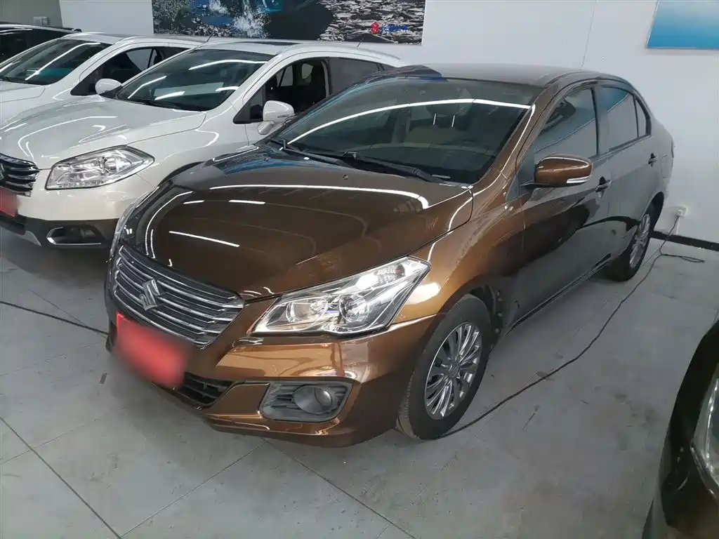 Suzuki Alivio 2015