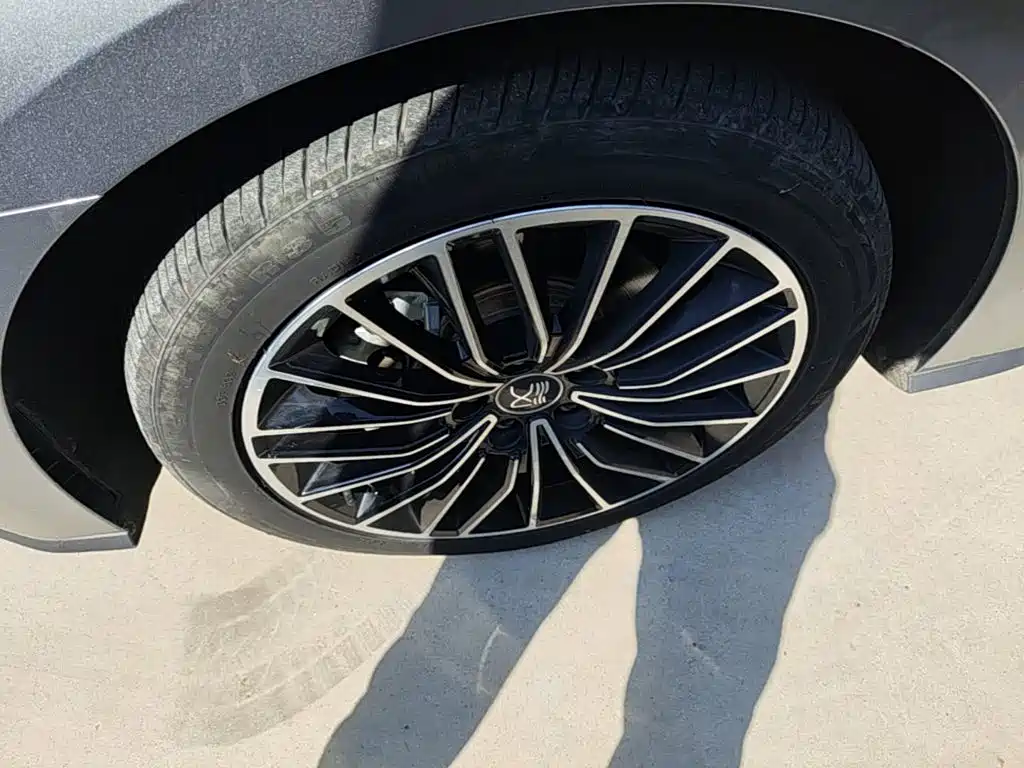 BYD Han — миниатюра 23