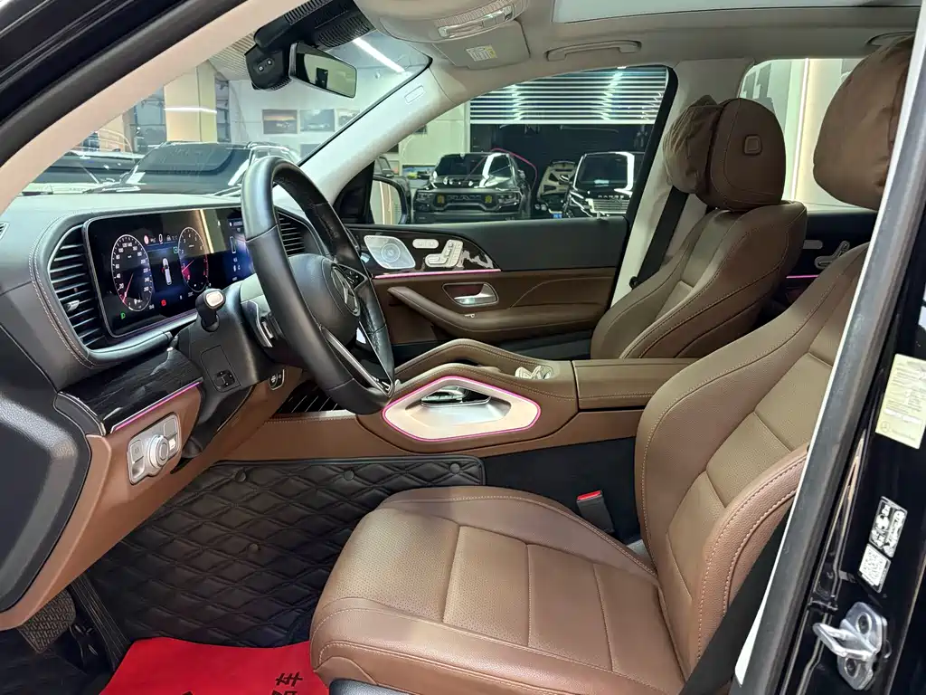 Mercedes-Benz GLE (Import) — миниатюра 16