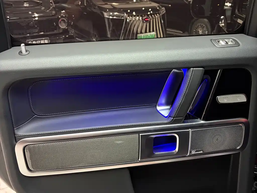 Mercedes-Benz G-Class — миниатюра 8