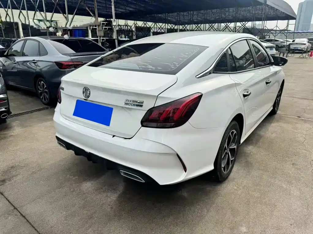 MG MG5 — миниатюра 8