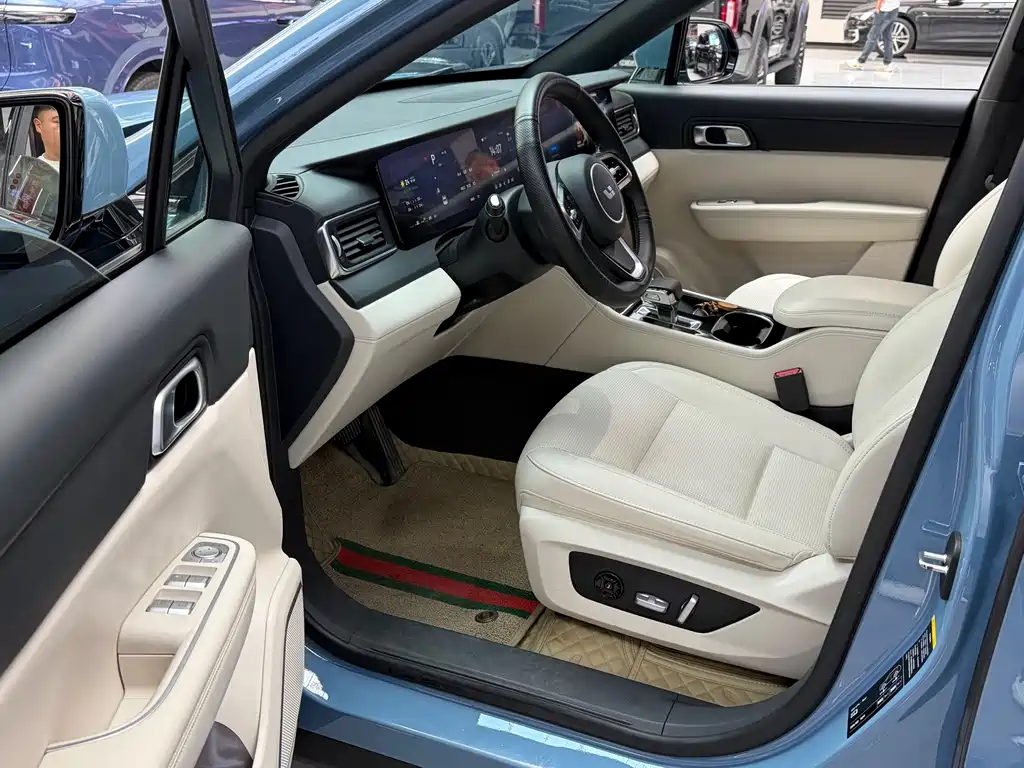 Li Auto Li ONE — миниатюра 4