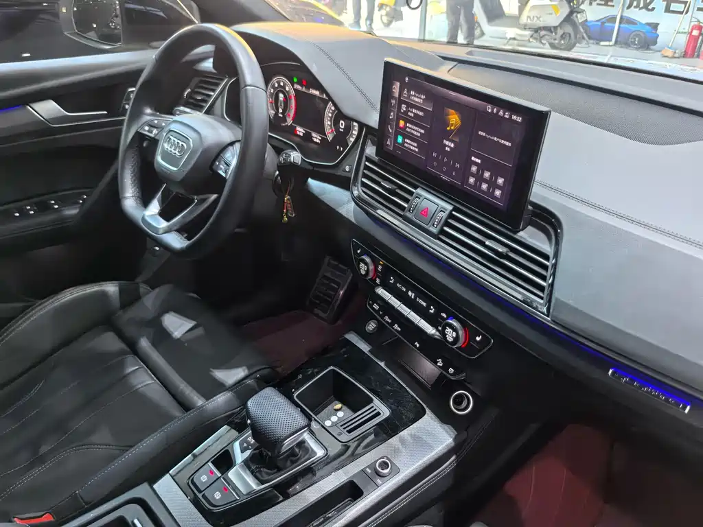 Audi Q5L — миниатюра 8