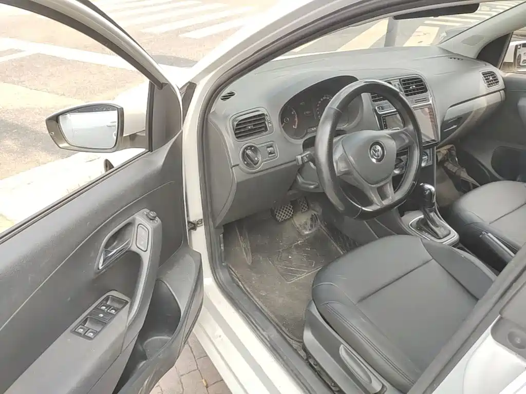 Volkswagen Polo — миниатюра 16