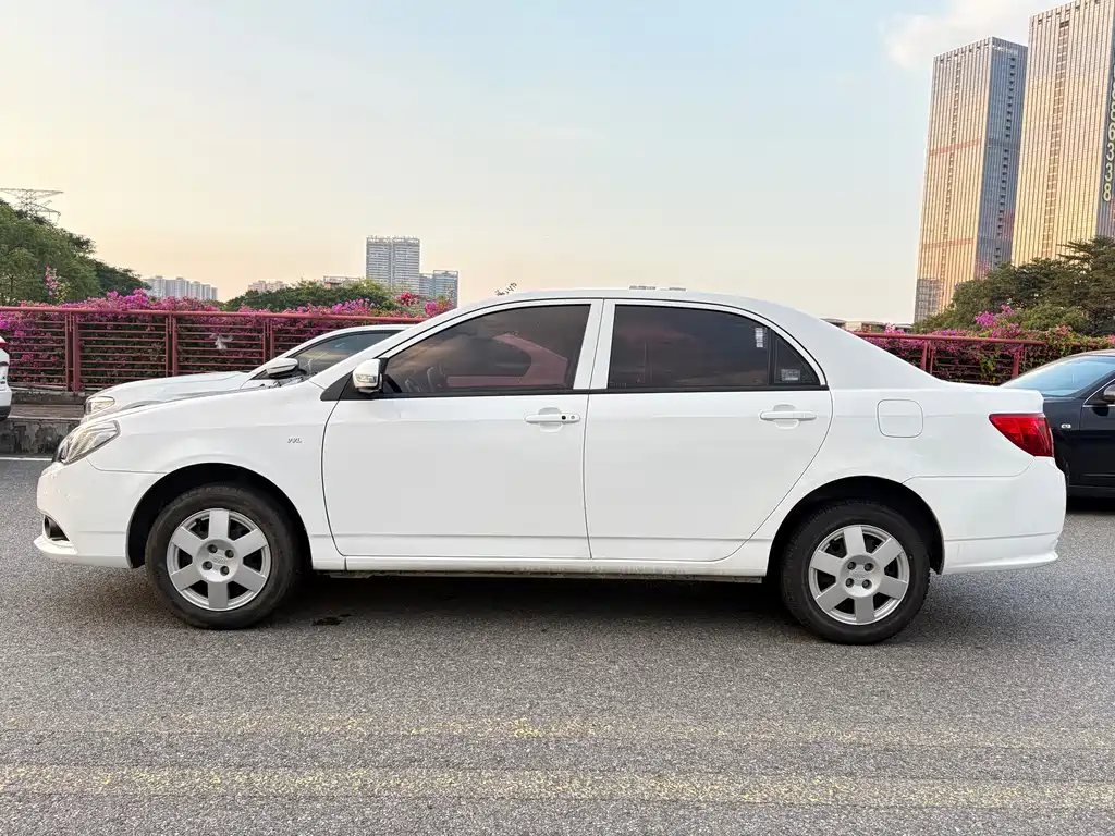 BYD F3 — миниатюра 7