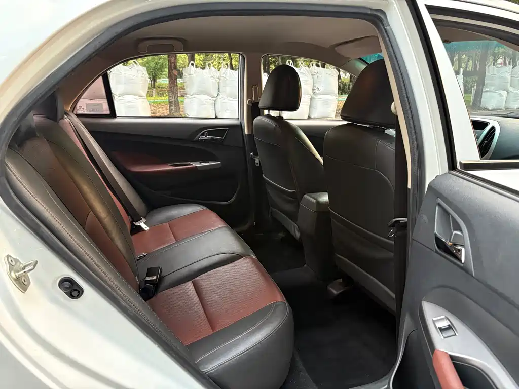 BYD F3 — миниатюра 12
