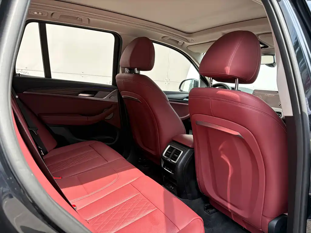 BMW X3 — миниатюра 11