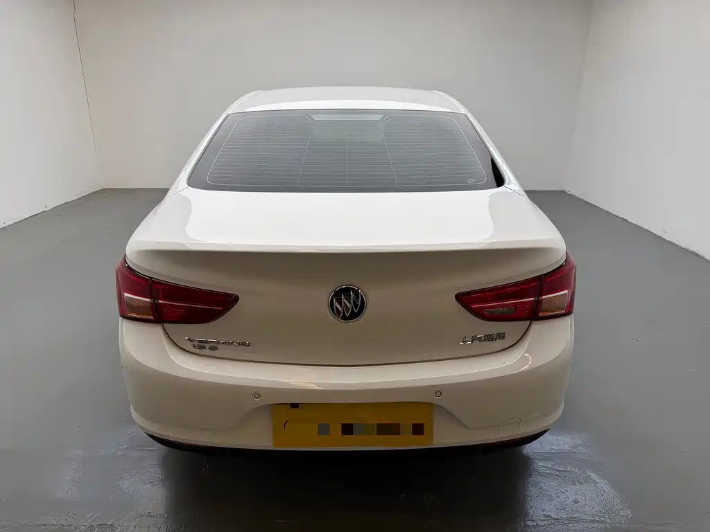 Buick Verano — миниатюра 7