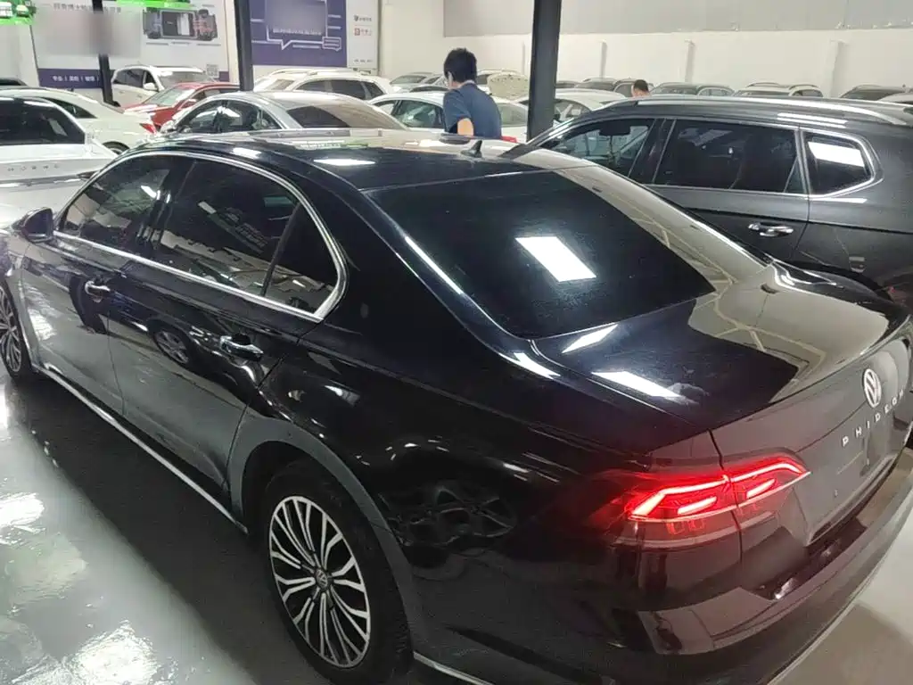 Volkswagen Phideon — миниатюра 5
