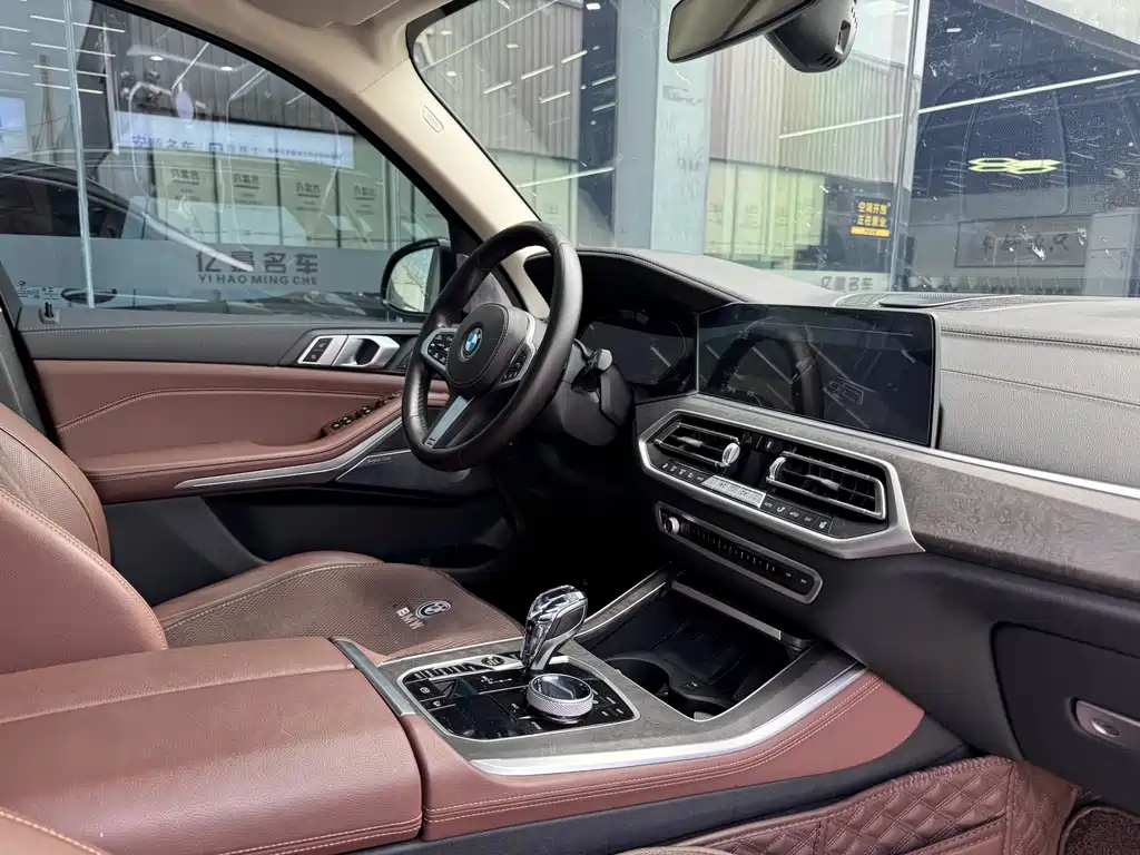 BMW X5 (Import) — миниатюра 7