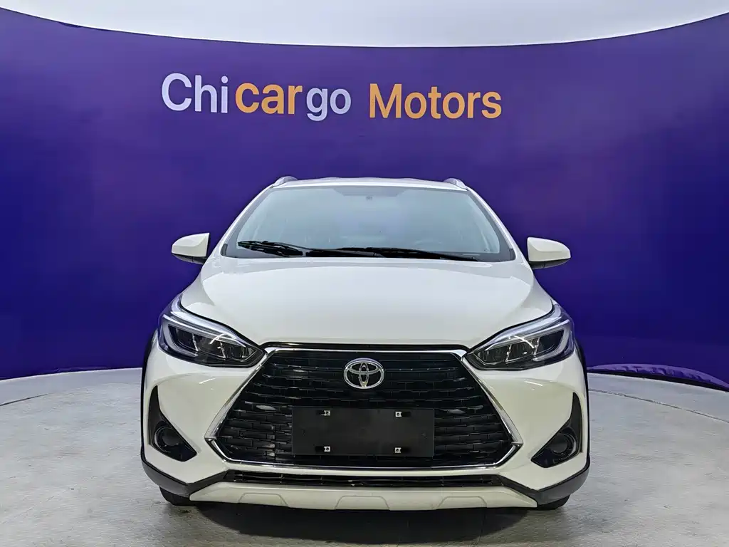 Toyota Yaris L — миниатюра 2