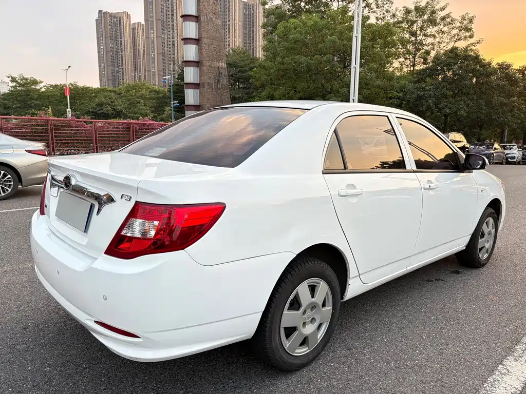 BYD F3 — миниатюра 4
