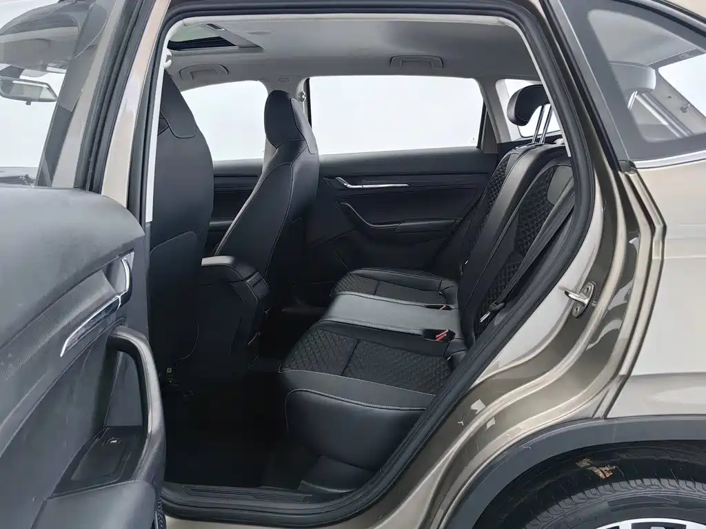 Skoda Kamiq — миниатюра 15