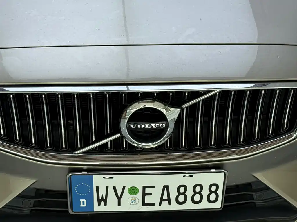 Volvo S60 — миниатюра 4