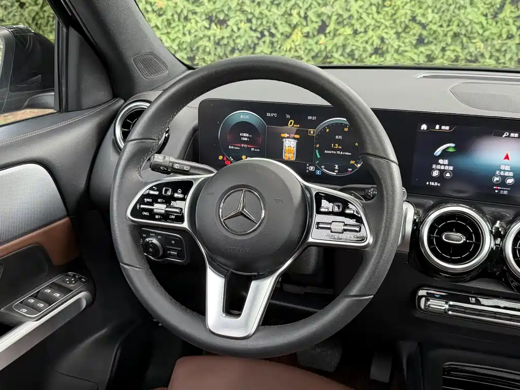 Mercedes-Benz GLB — миниатюра 5