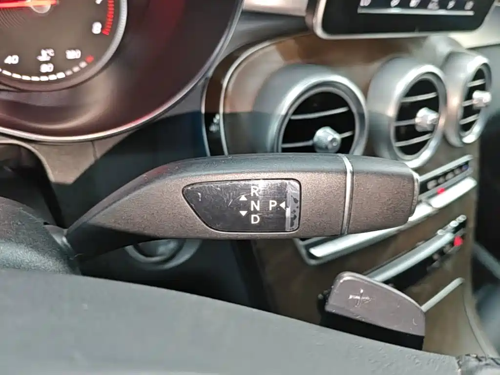 Mercedes-Benz GLC — миниатюра 14