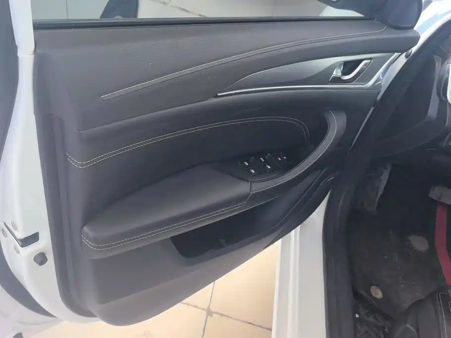 Changan Eado — миниатюра 7