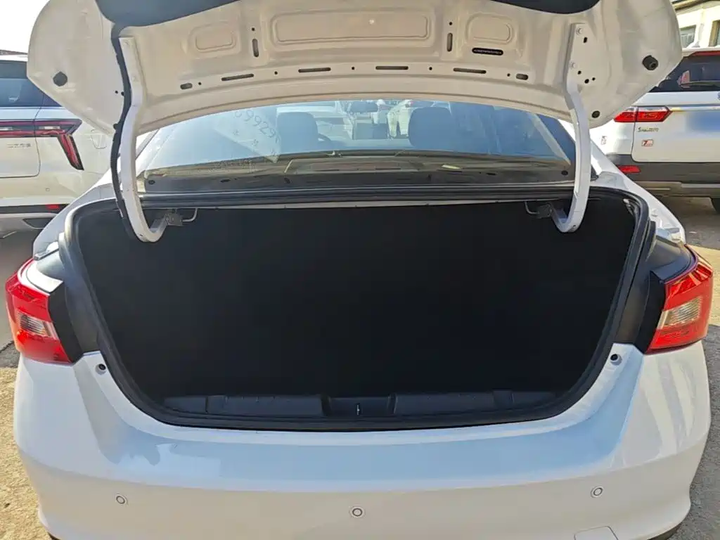 Chery Arrizo 5 — миниатюра 19