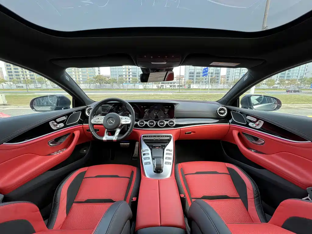 MERCEDES-BENZ AMG GT