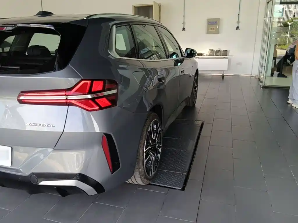 BMW X3 — миниатюра 8