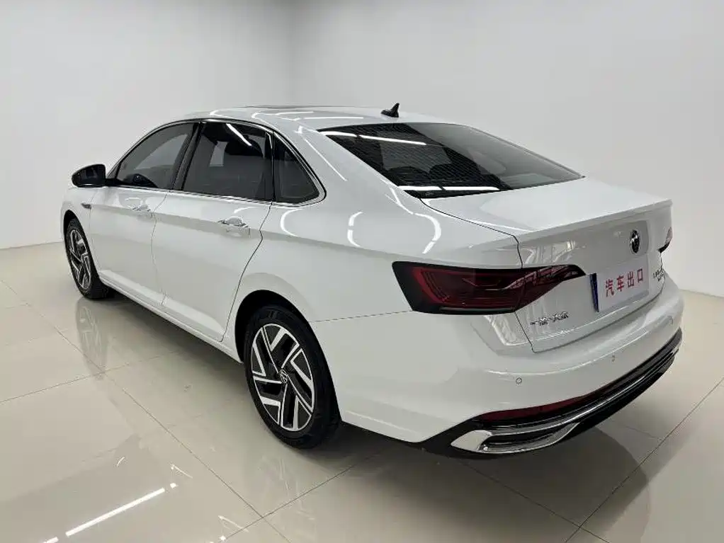 Volkswagen Sagitar — миниатюра 6