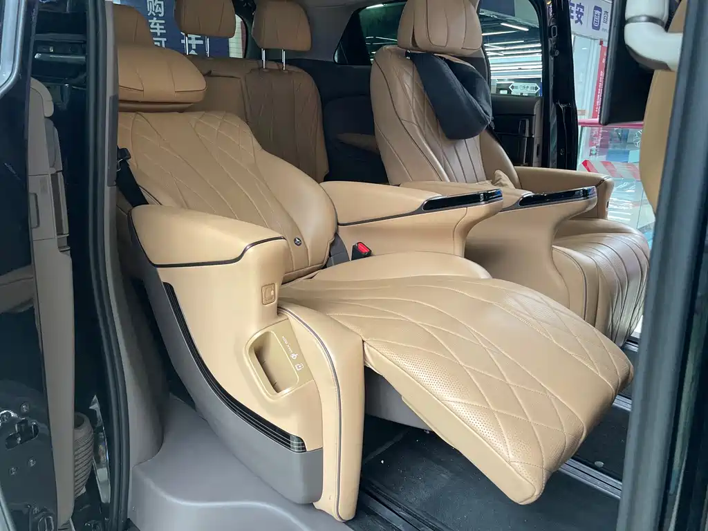 Denza Denza D9 — миниатюра 17