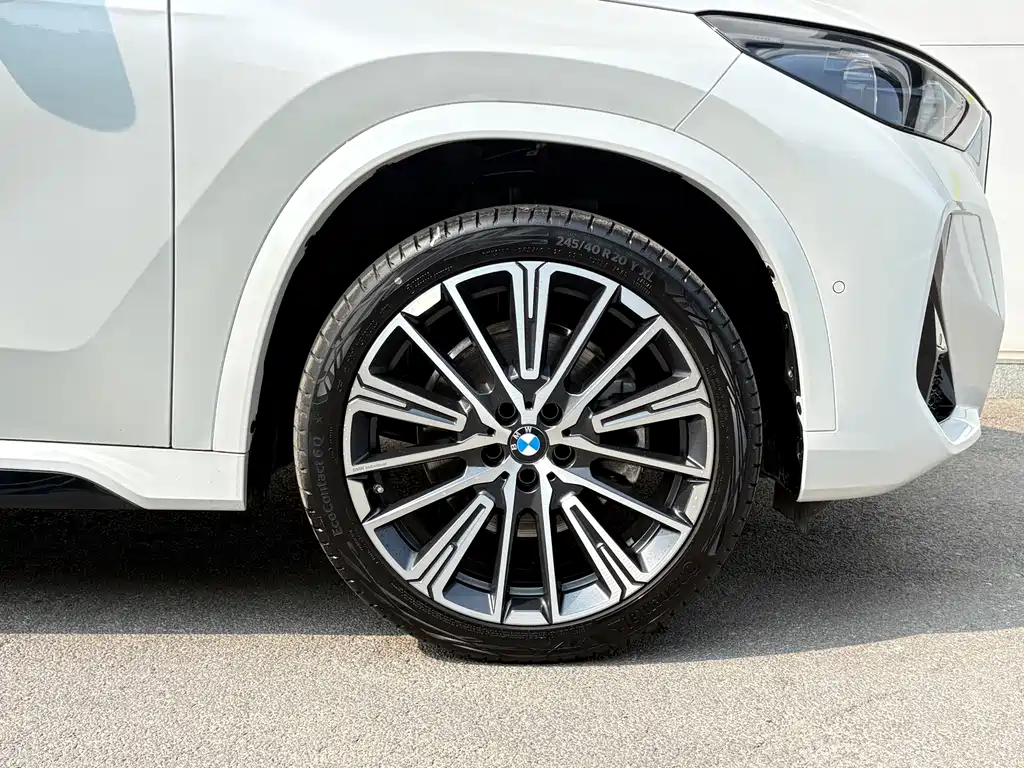 BMW X1 — миниатюра 9