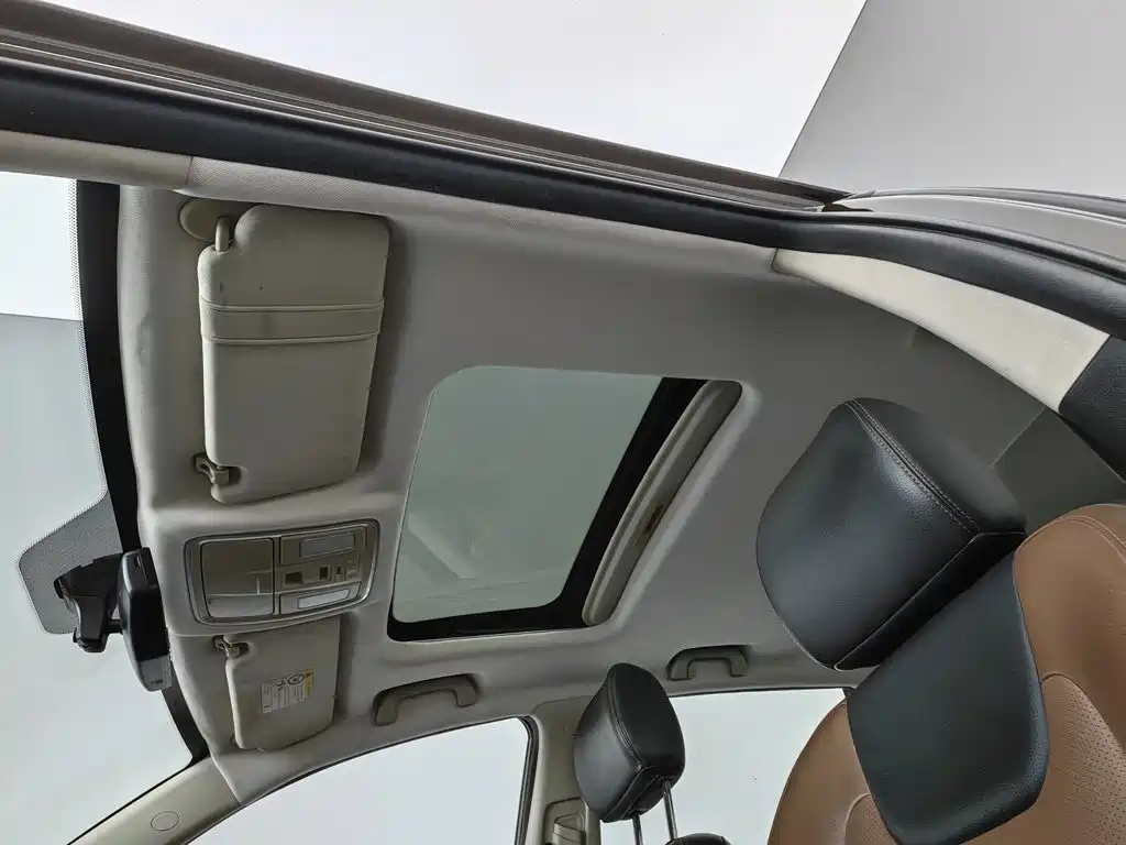 Geely Vision X6 — миниатюра 14
