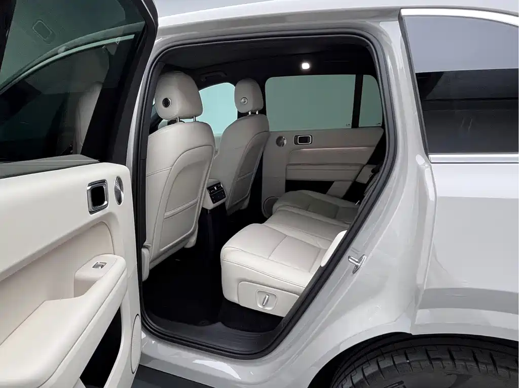Li Auto Li L6 — миниатюра 11