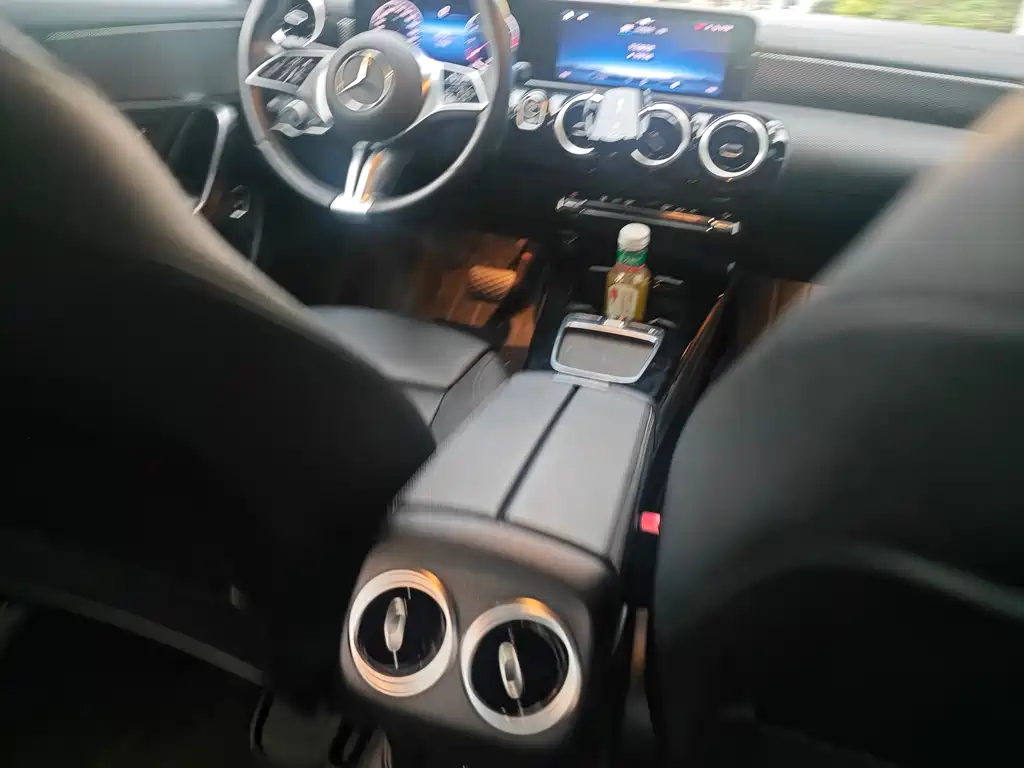 Mercedes-Benz A-Class — миниатюра 11