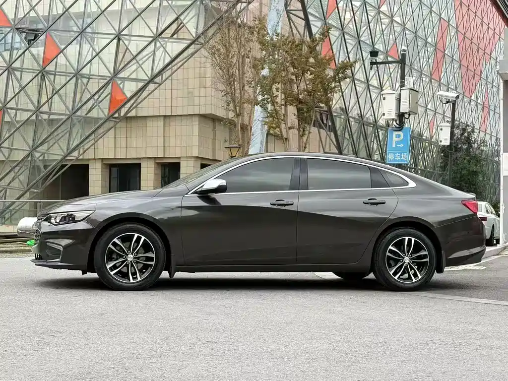 Chevrolet Malibu XL — миниатюра 4