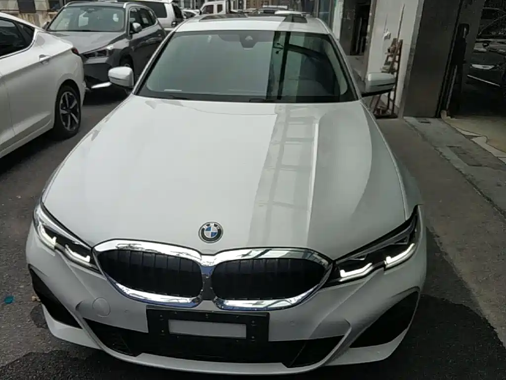 BMW 3 Series — миниатюра 3