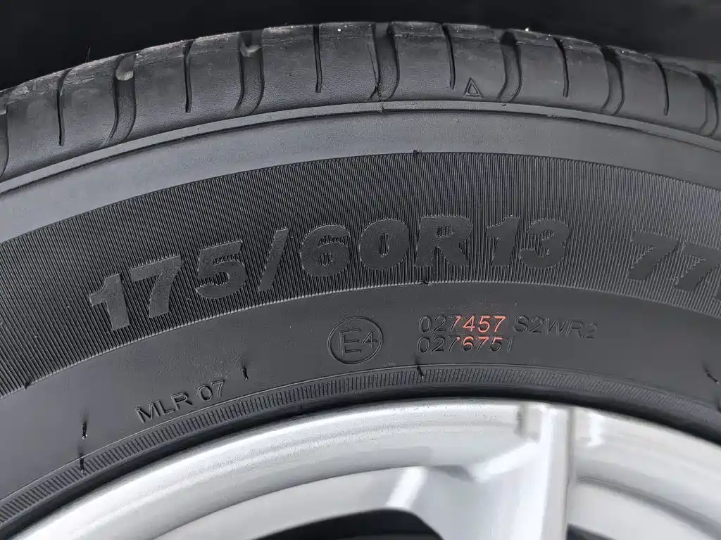 Roewe Clever — миниатюра 24