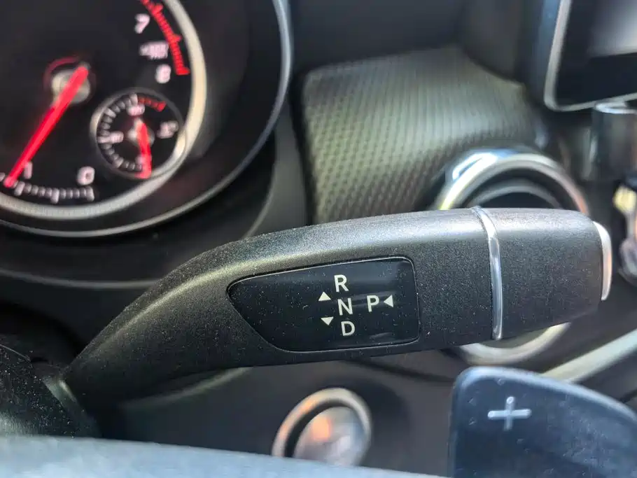 Mercedes-Benz GLA — миниатюра 16