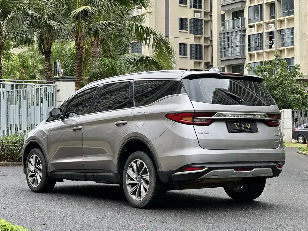 Geely Jia Ji New Energy — миниатюра 7