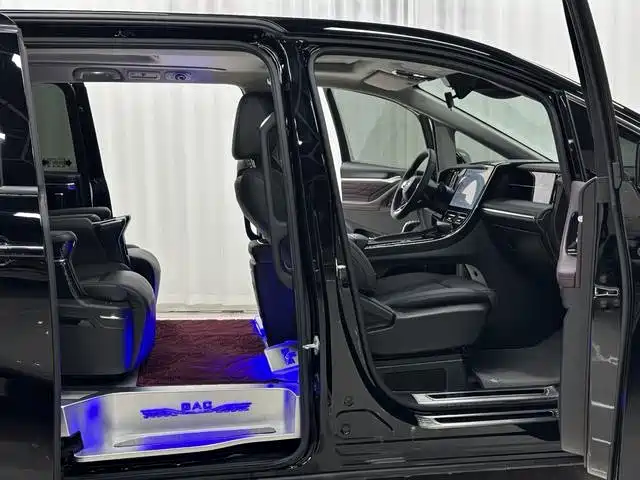 GAC Motor Trumpchi M8 — миниатюра 8